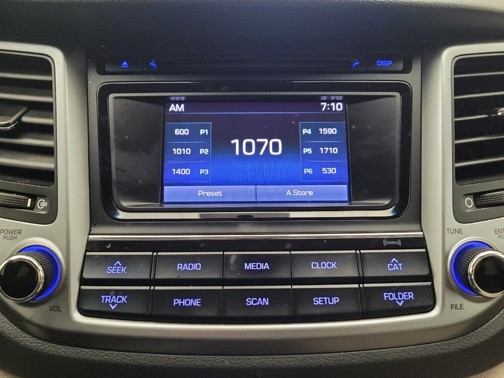 2017 Hyundai Tucson in Maple Heights, OH 44137 - 18130017 25