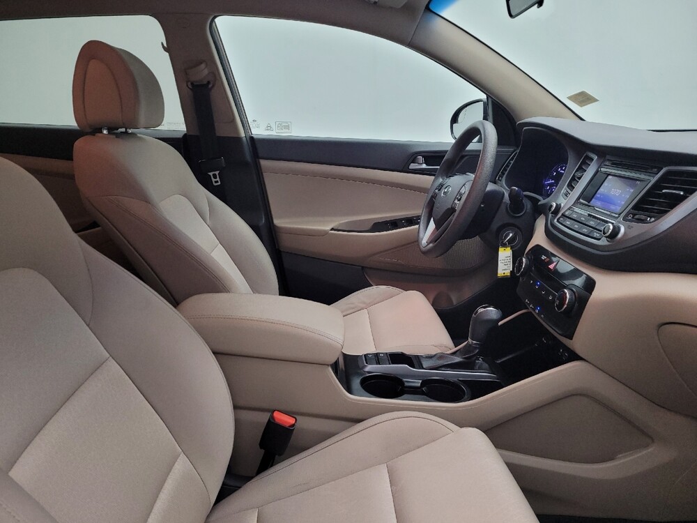 2017 Hyundai Tucson in Maple Heights, OH 44137 - 18130017 21