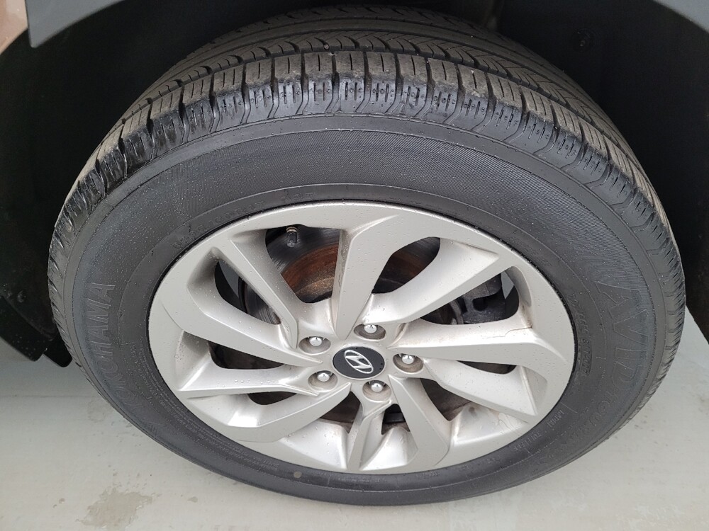 2017 Hyundai Tucson in Maple Heights, OH 44137 - 18130017 31