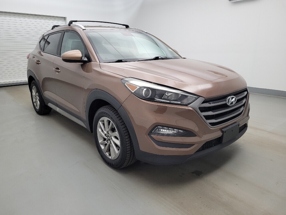 2017 Hyundai Tucson in Maple Heights, OH 44137 - 18130017 13