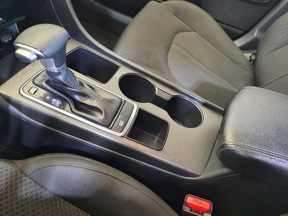 2018 Kia Optima in Maple Heights, OH 44137 - 18130018 26