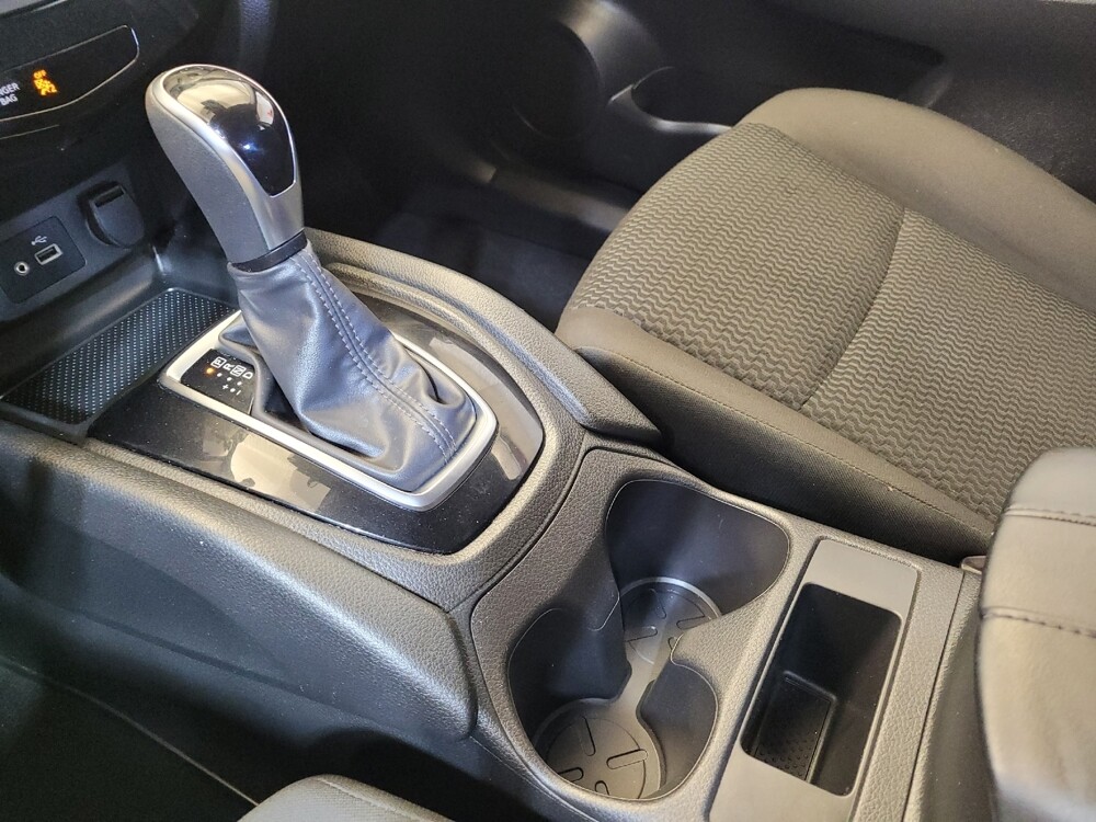 2020 Nissan Rogue Sport in Maple Heights, OH 44137 - 18130019 26