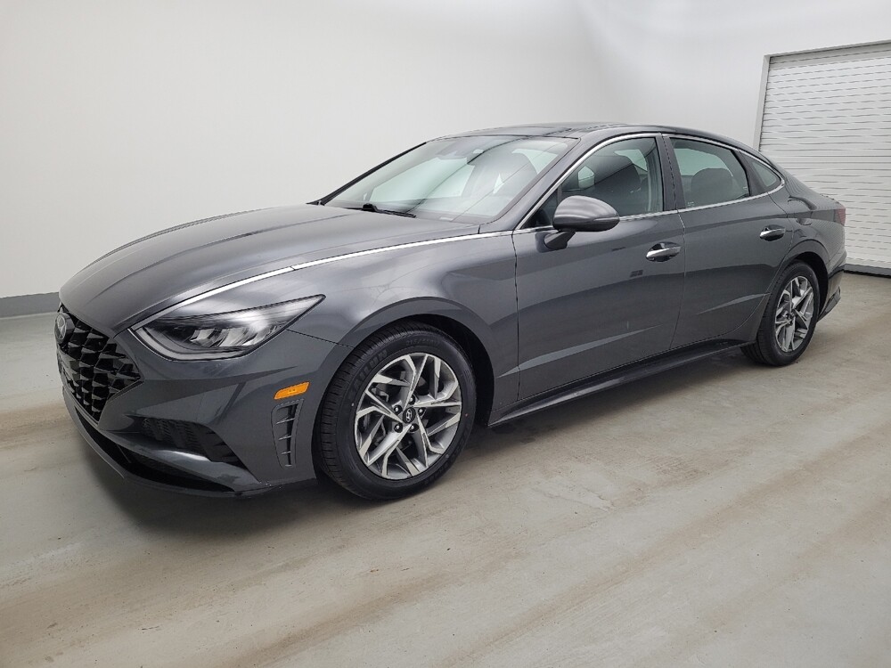 2023 Hyundai Sonata in Maple Heights, OH 44137 - 18130020 2