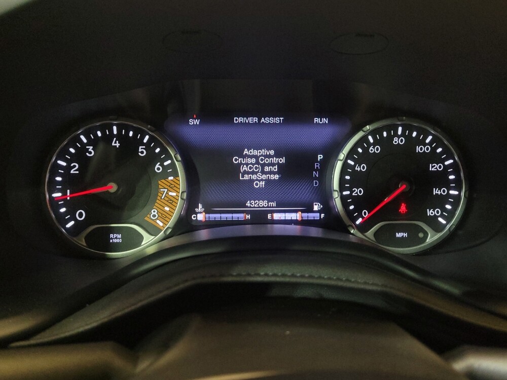 2021 Jeep Renegade in Maple Heights, OH 44137 - 18130022 23