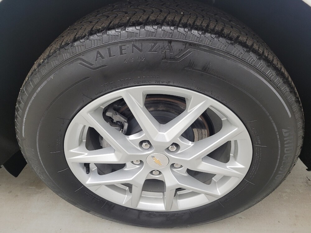 2023 Chevrolet Equinox in Maple Heights, OH 44137 - 18130023 31