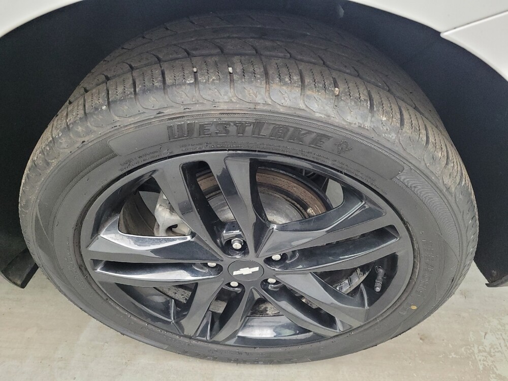 2021 Chevrolet Equinox in Maple Heights, OH 44137 - 18130024 31