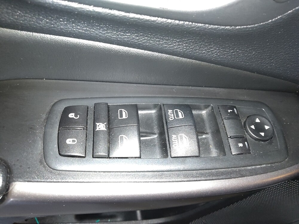 2020 Jeep Cherokee in Macon, GA 31210 - 18130026 27