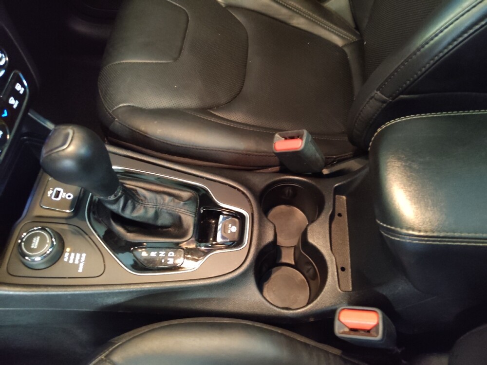 2020 Jeep Cherokee in Macon, GA 31210 - 18130026 26