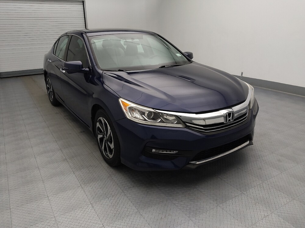 2017 Honda Accord in Topeka, KS 66611 - 18130029 13