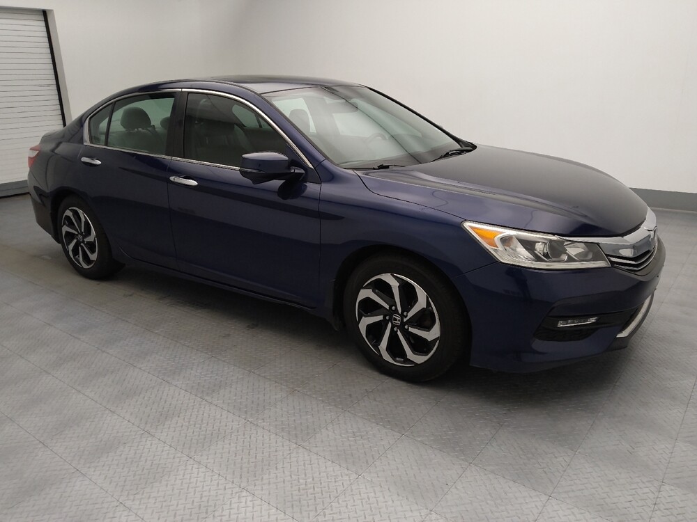 2017 Honda Accord in Topeka, KS 66611 - 18130029 11