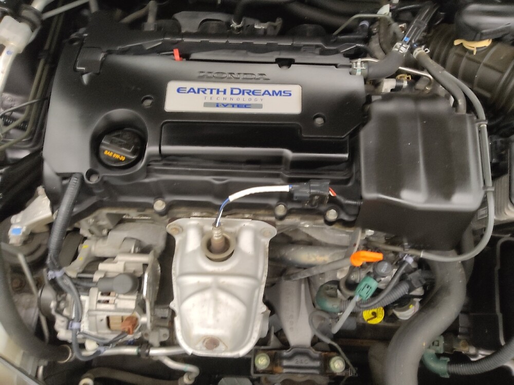 2015 Honda Accord in Topeka, KS 66611 - 18130030 30