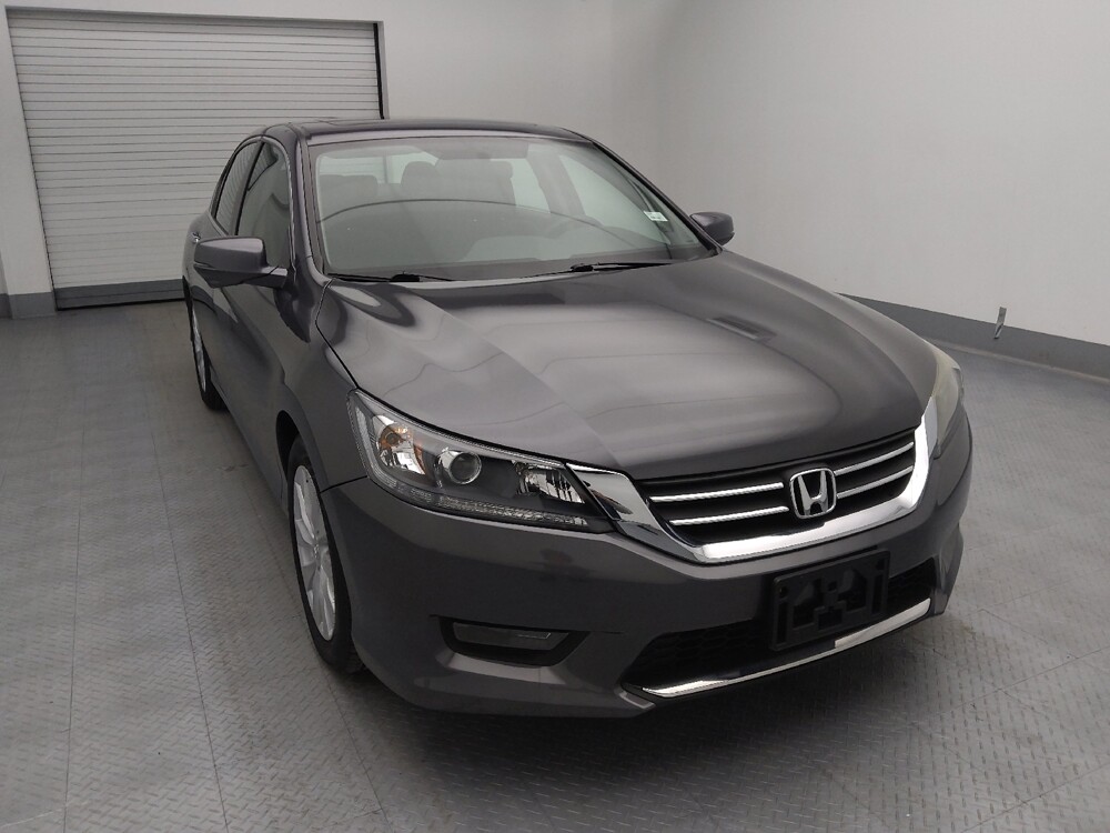 2015 Honda Accord in Topeka, KS 66611 - 18130030 14