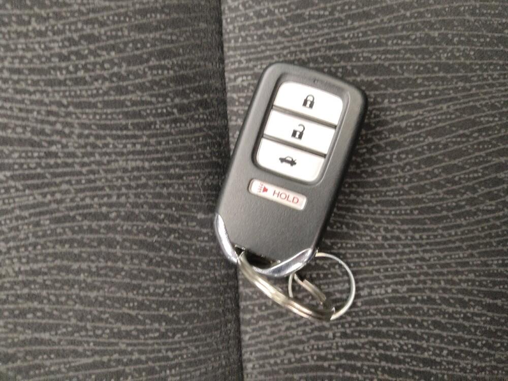 2015 Honda Accord in Topeka, KS 66611 - 18130030 32