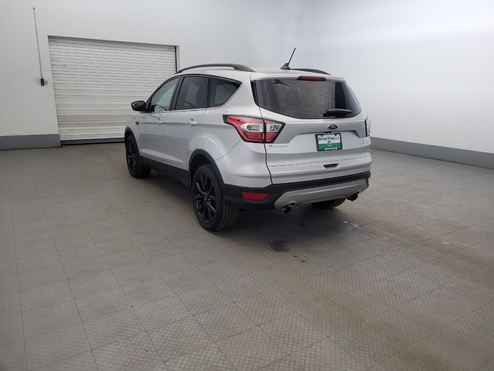 2018 Ford Escape in Laurel, MD 20724 - 18130031 5