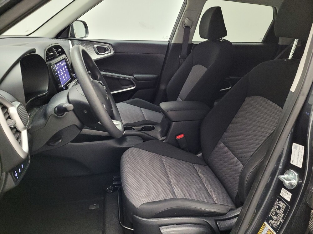 2024 Kia Soul in Downey, CA 90241 - 18130033 17