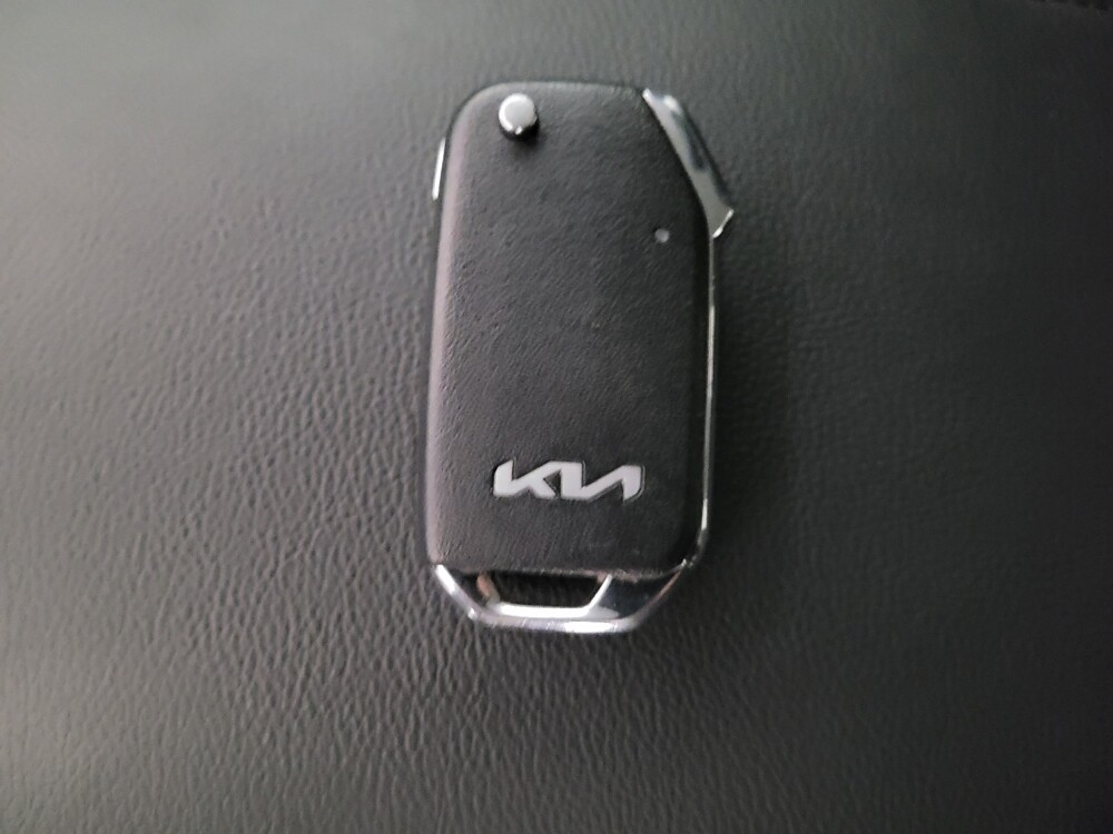 2024 Kia Soul in Downey, CA 90241 - 18130033 32