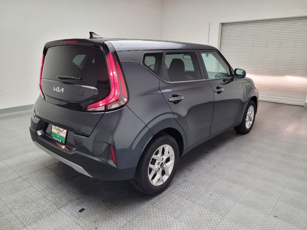 2024 Kia Soul in Downey, CA 90241 - 18130033 9