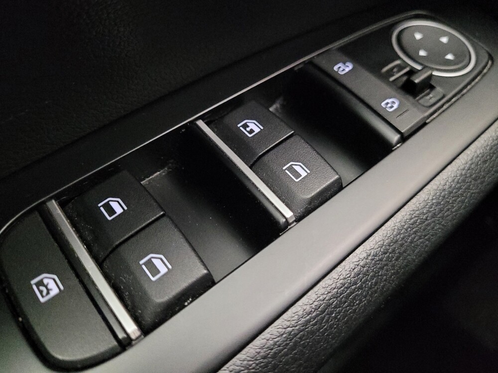 2024 Kia Soul in Downey, CA 90241 - 18130033 27