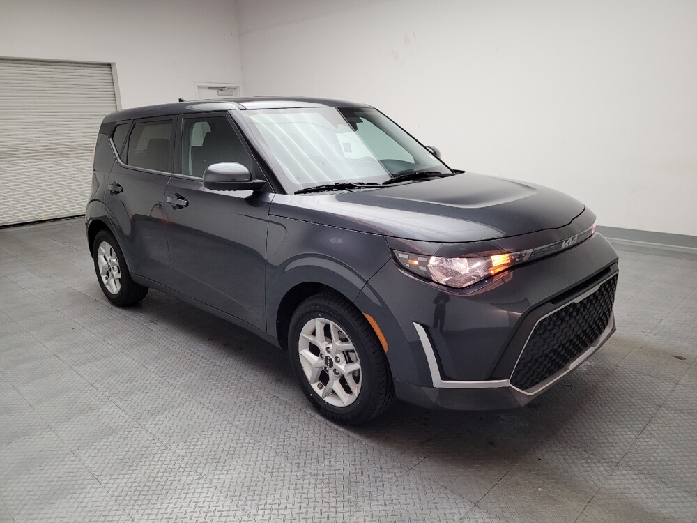 2024 Kia Soul in Downey, CA 90241 - 18130033 13