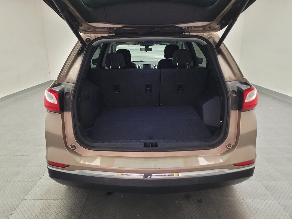 2019 Chevrolet Equinox in Downey, CA 90241 - 18130034 29