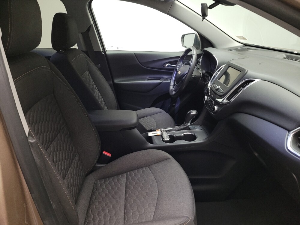 2019 Chevrolet Equinox in Downey, CA 90241 - 18130034 21