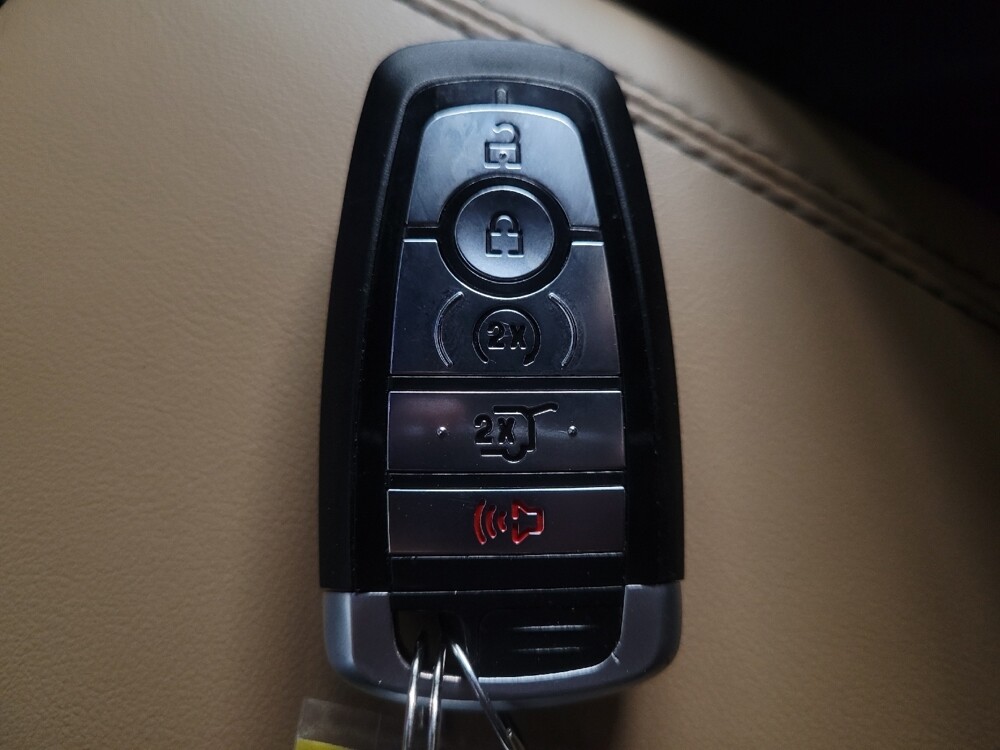 2021 Lincoln Corsair in Conyers, GA 30094 - 18130036 32