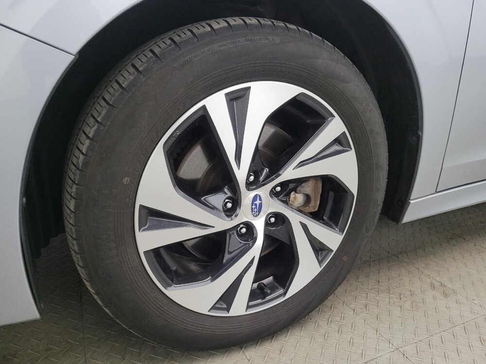 2020 Subaru Legacy in Williamstown, NJ 8094 - 18130040 31