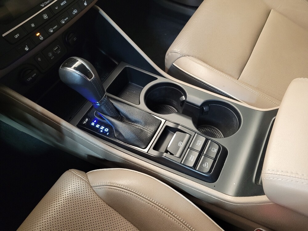 2021 Hyundai Tucson in Columbus, OH 43228 - 18130041 26