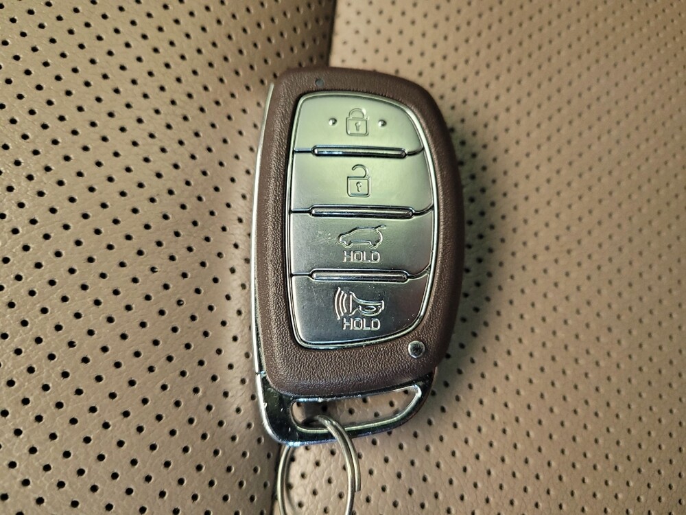 2021 Hyundai Tucson in Columbus, OH 43228 - 18130041 32