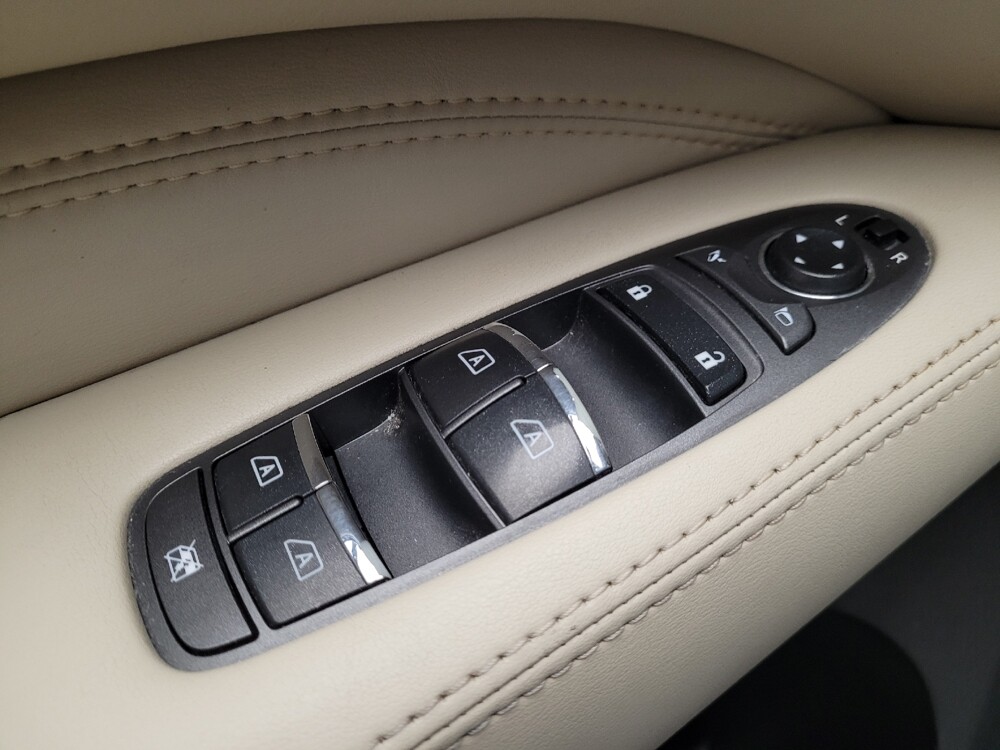 2016 INFINITI QX60 in Riverside, CA 92504 - 18130043 27