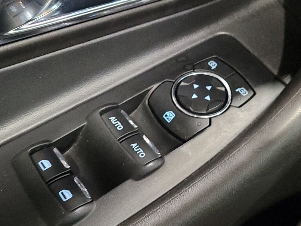 2016 Ford Taurus in Williamstown, NJ 8094 - 18130044 27