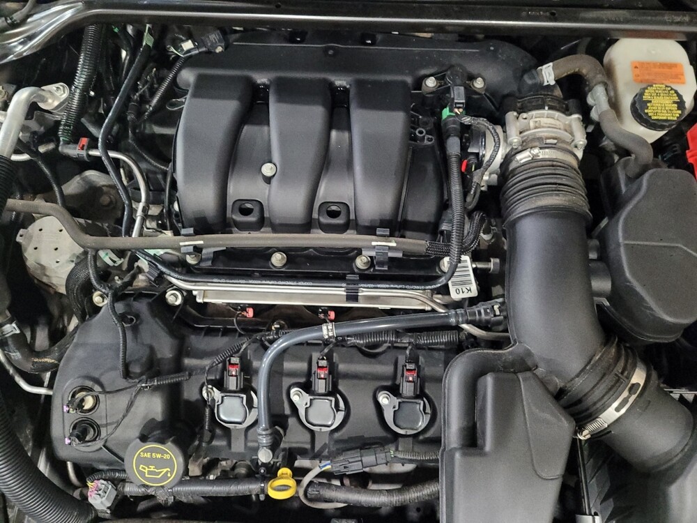 2016 Ford Taurus in Williamstown, NJ 8094 - 18130044 30