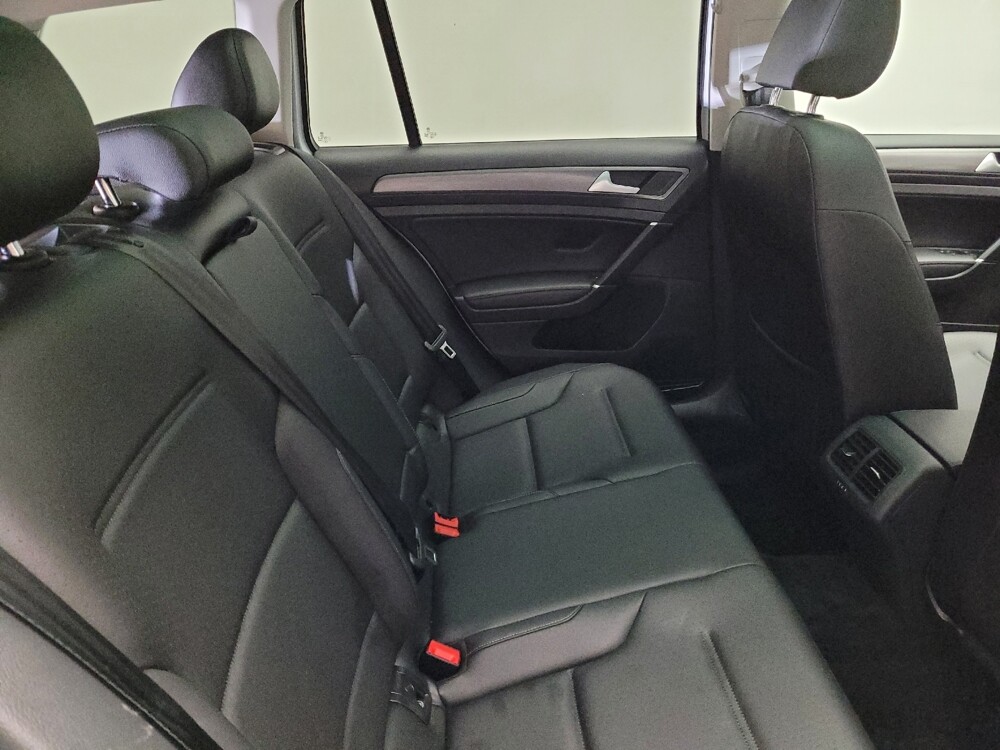 2018 Volkswagen Golf in Downey, CA 90241 - 18130048 19