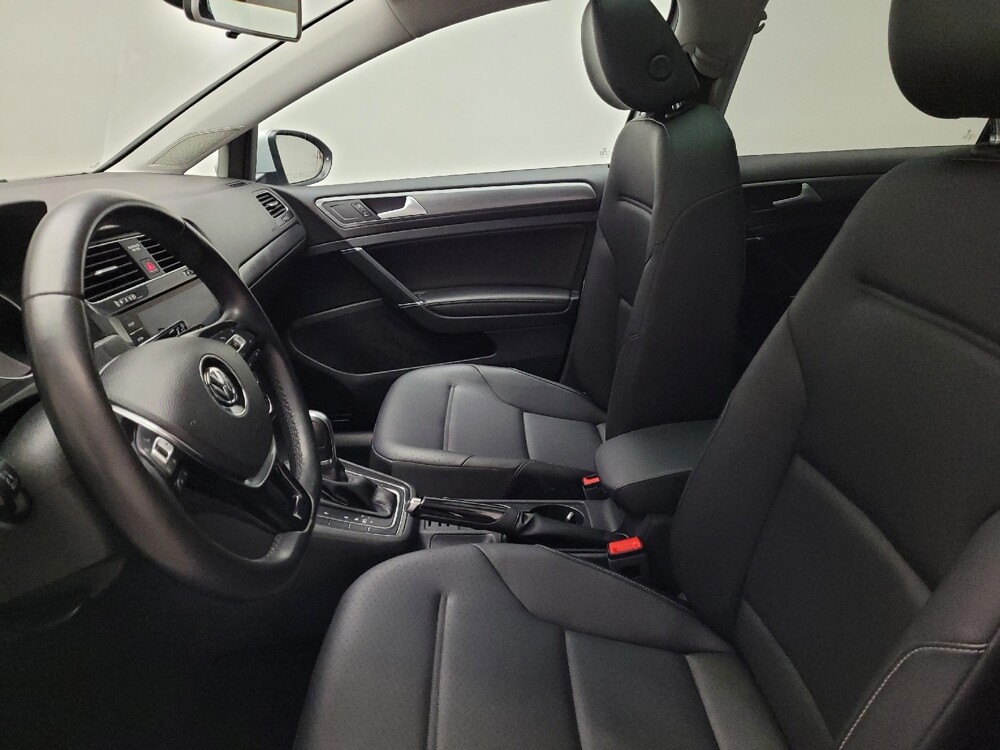 2018 Volkswagen Golf in Downey, CA 90241 - 18130048 17