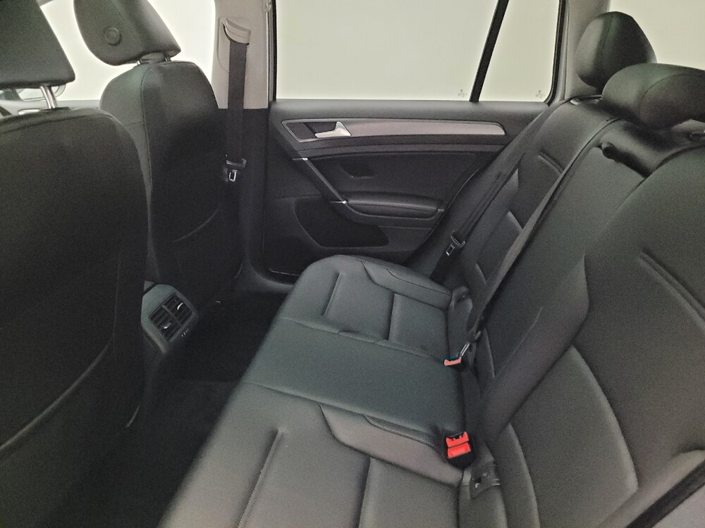 2018 Volkswagen Golf in Downey, CA 90241 - 18130048 18