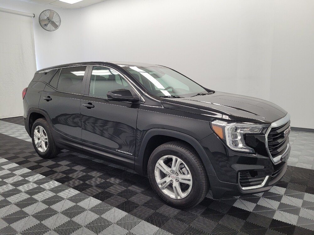 2024 GMC Terrain in Houston, TX 77060 - 18130059 11