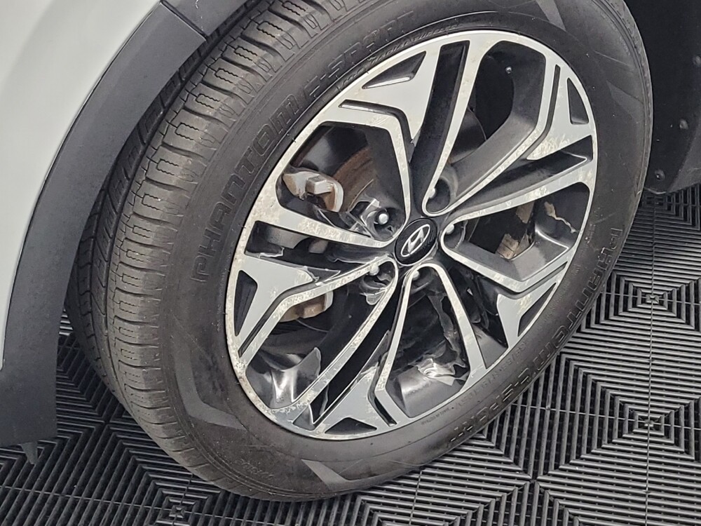 2019 Hyundai Santa Fe in Houston, TX 77060 - 18130063 31