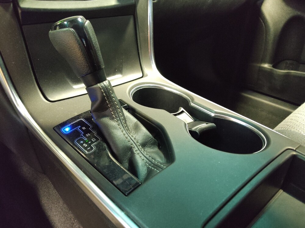 2017 Toyota Camry in Mesa, AZ 85210 - 18130066 26