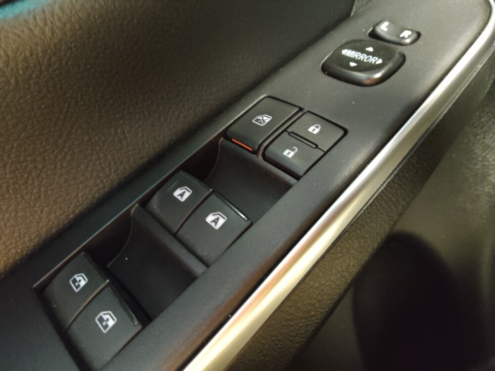 2017 Toyota Camry in Mesa, AZ 85210 - 18130066 27