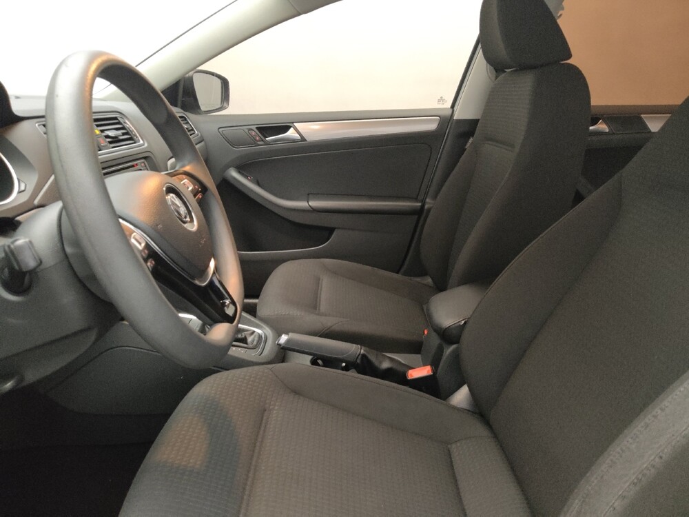 2016 Volkswagen Jetta in Tulsa, OK 74145 - 18130068 17