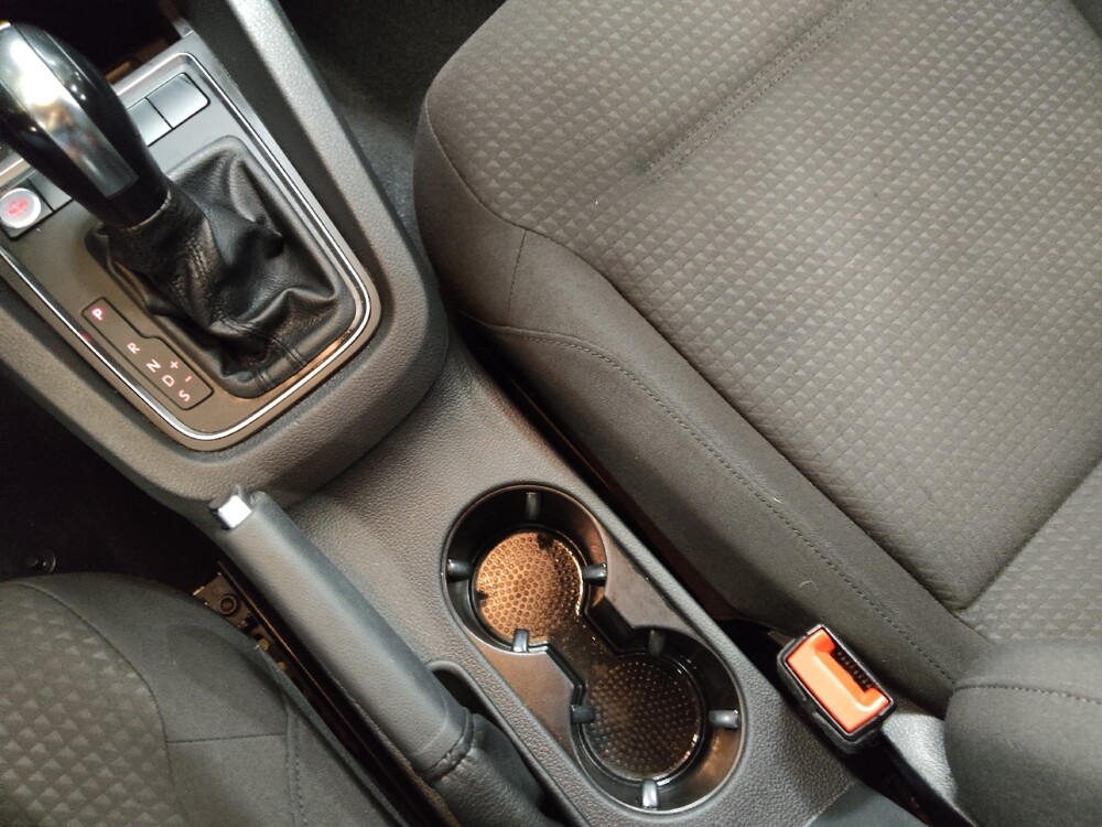 2016 Volkswagen Jetta in Tulsa, OK 74145 - 18130068 26