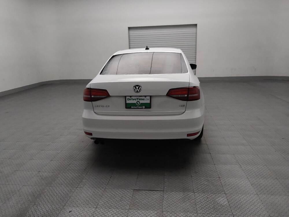 2016 Volkswagen Jetta in Tulsa, OK 74145 - 18130068 7