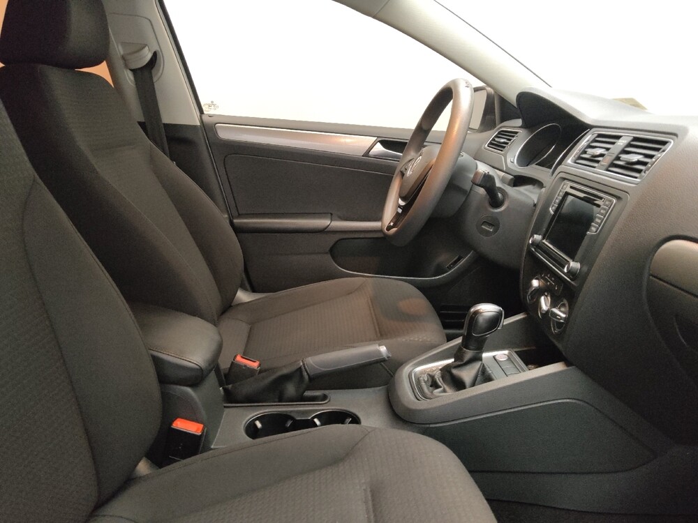 2016 Volkswagen Jetta in Tulsa, OK 74145 - 18130068 21
