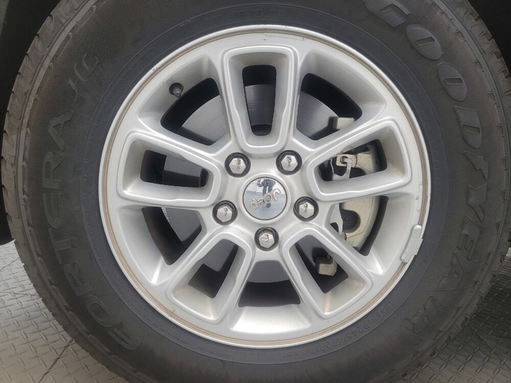 2018 Jeep Grand Cherokee in Mesa, AZ 85210 - 18130070 31