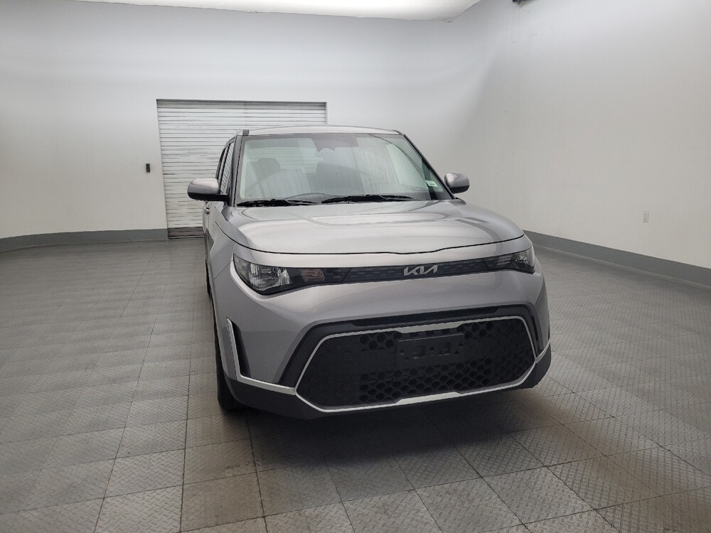 2025 Kia Soul in Glendale, AZ 85301 - 18130071 14