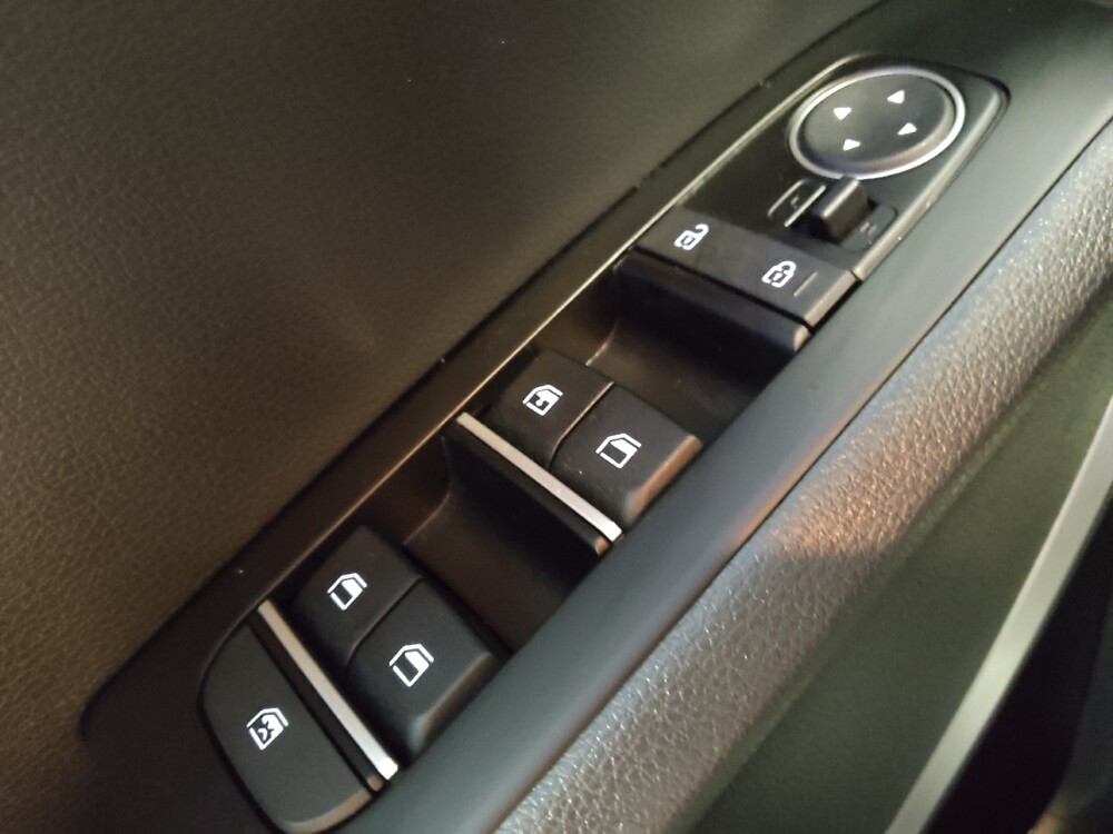 2025 Kia Soul in Glendale, AZ 85301 - 18130071 27