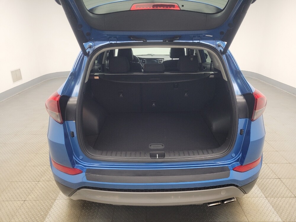 2017 Hyundai Tucson in Mishawaka, IN 46545 - 18130078 29