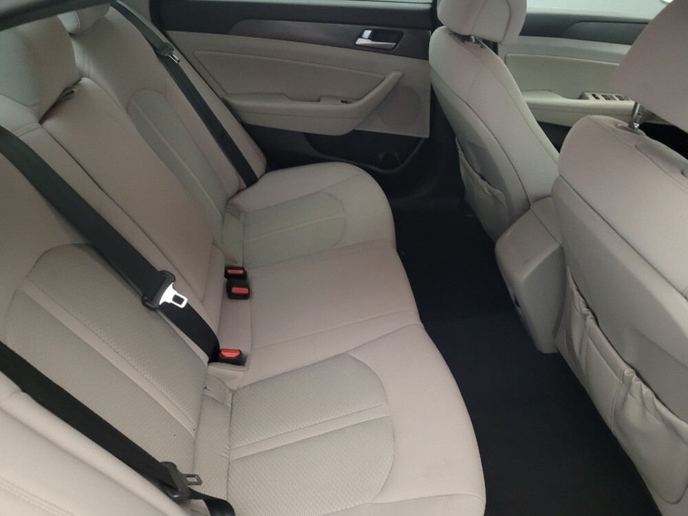 2015 Hyundai Sonata in Glen Burnie, MD 21061 - 18130079 19