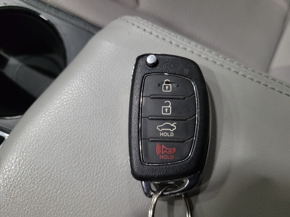 2015 Hyundai Sonata in Glen Burnie, MD 21061 - 18130079 32