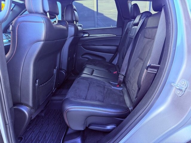 2019 Jeep Grand Cherokee in Knoxville, TN 37920 - 18130081 14